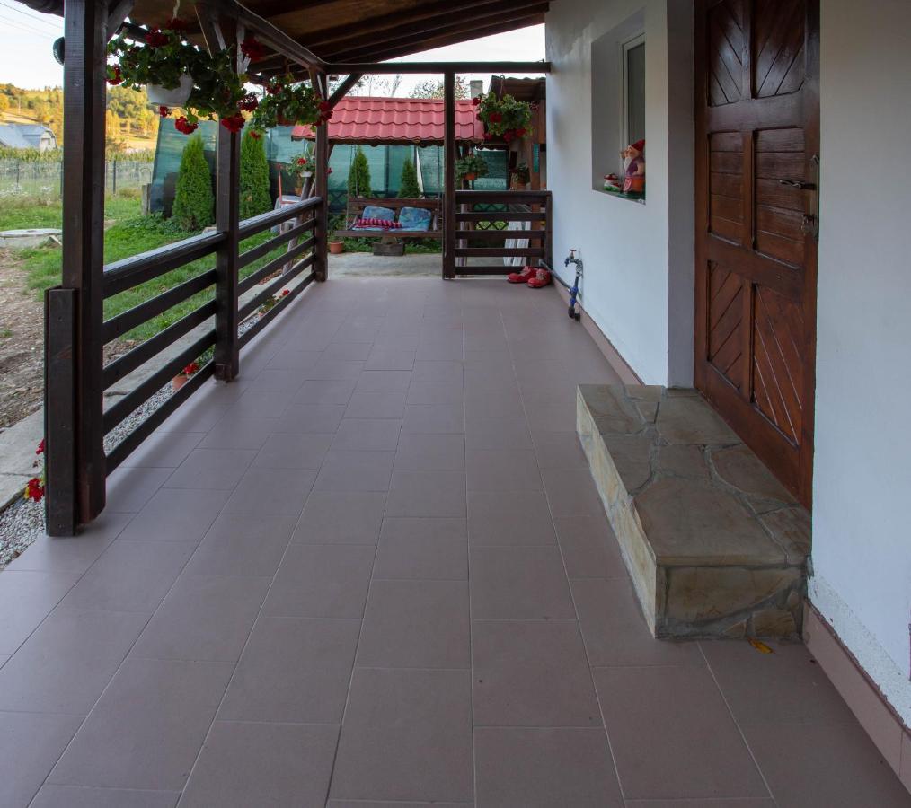 Casa De Vacanta Armi Molidu Екстериор снимка